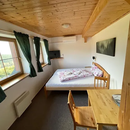 Boubin Pensjonat 3*